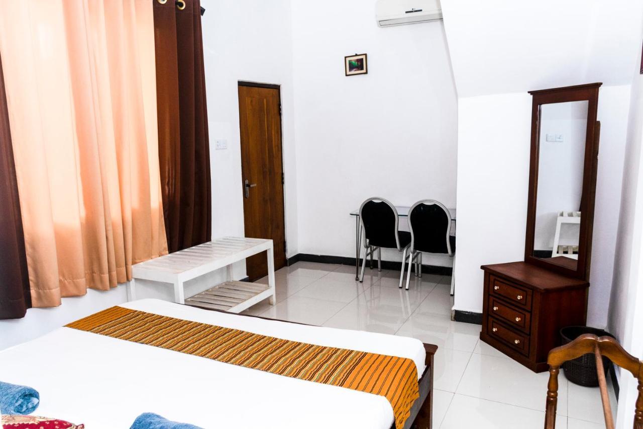 Kandy Riverside Villa Luaran gambar