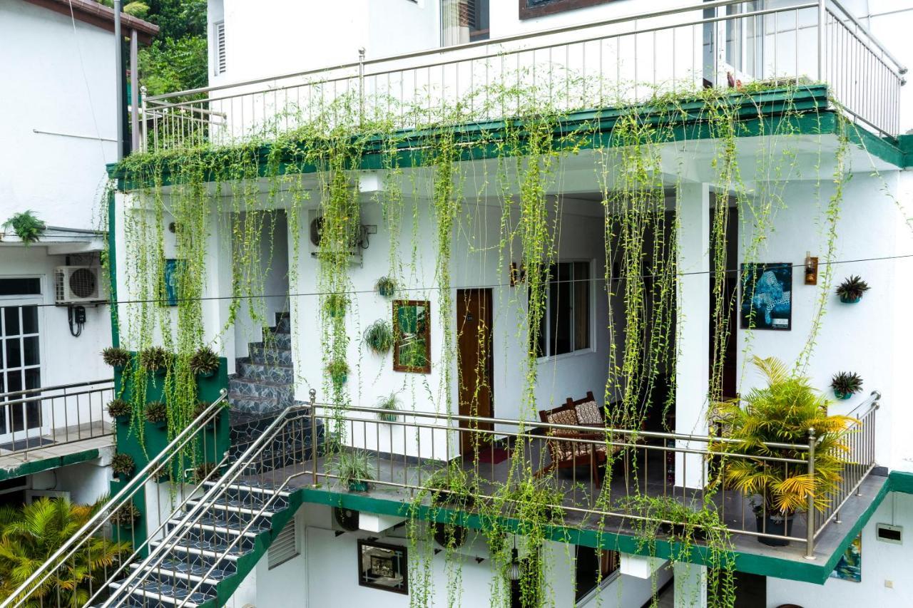 Kandy Riverside Villa Luaran gambar