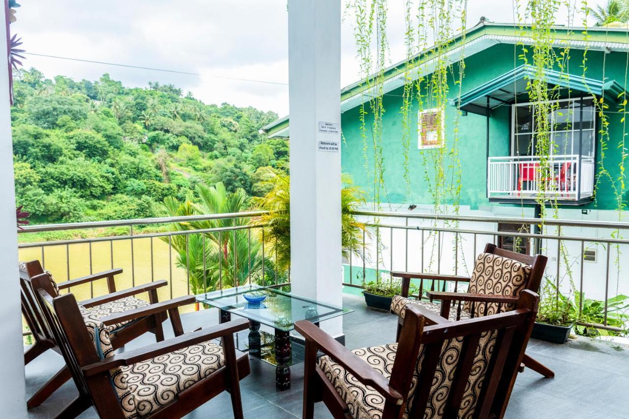 Kandy Riverside Villa Luaran gambar