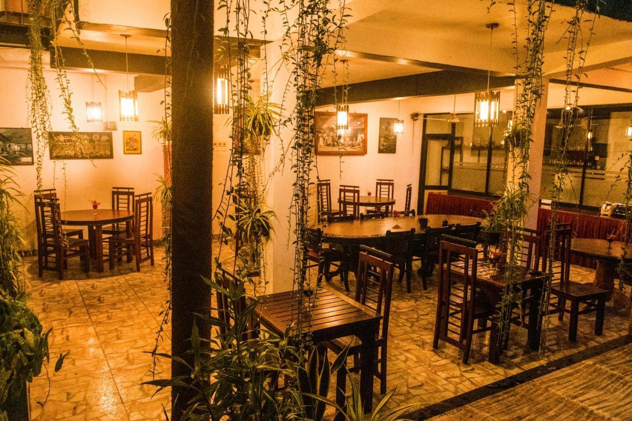 Kandy Riverside Villa Luaran gambar