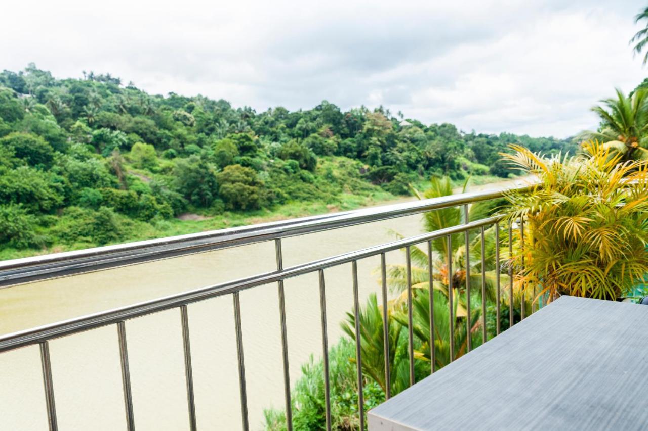 Kandy Riverside Villa Luaran gambar