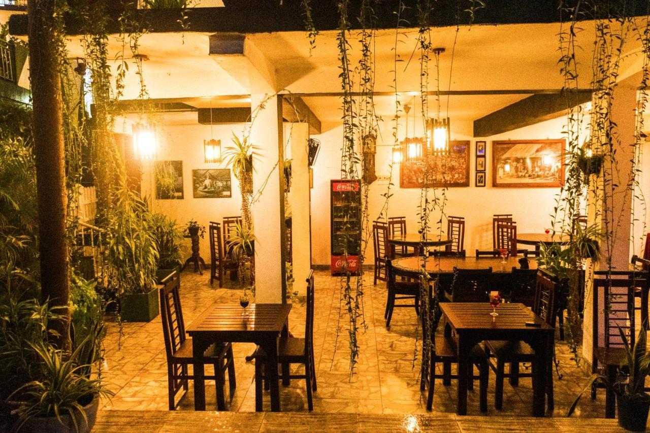 Kandy Riverside Villa Luaran gambar