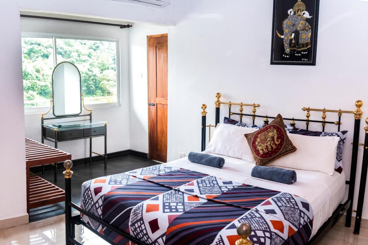 Kandy Riverside Villa Luaran gambar