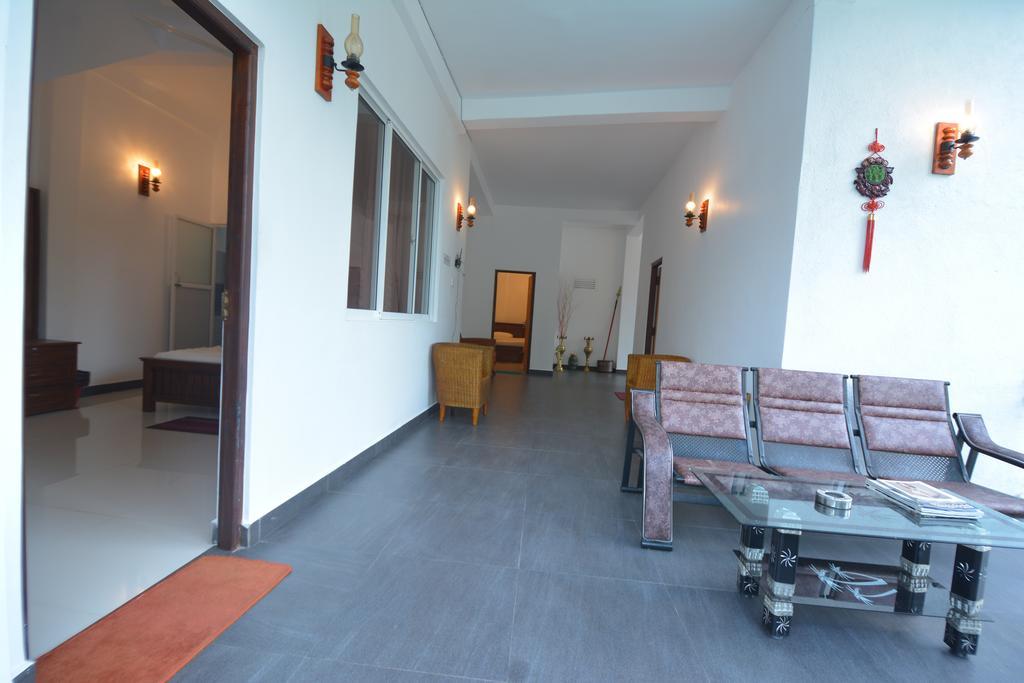 Kandy Riverside Villa Luaran gambar